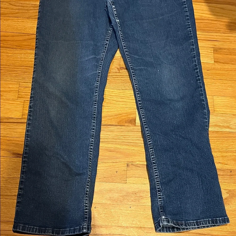 Blue Jeans - Picture 2 of 4